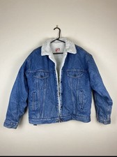 Vintage 90  s Levi  s Denim Jean Jacket Made in USA Size Large Sherpa Lined