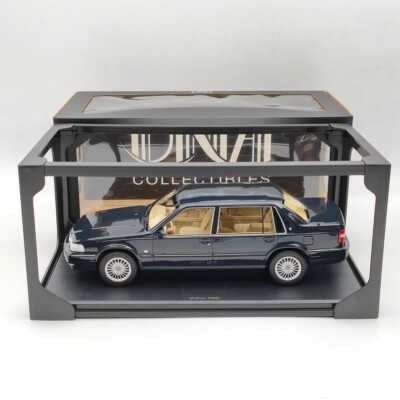 RAM Collectibles 1/18 Volvo 165 Station Wagon Verte - Résine RM-0004
