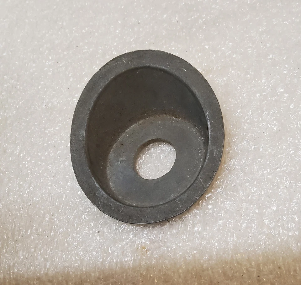 Base de montaje de señal de giro delantera International Harvester Loadstar Cabover Foto 3 de 4