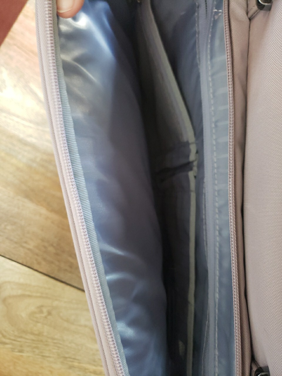 *BRAND NEW* Vankean Rolling Laptop Bag with Wheels, Mauve/Lilac/Purple Color 