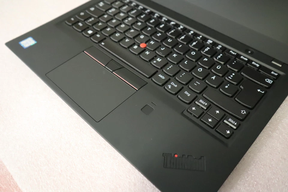 Lenovo ThinkPad X1 Carbon · i5-8350U · 16GB · 512GB, Foto 2 von 5