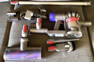 Dyson V8 Absolute