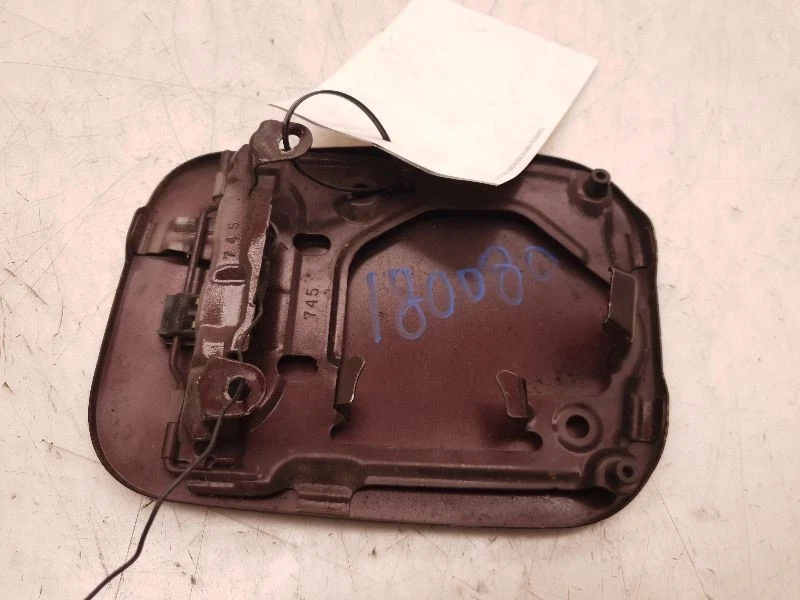 Puerta de llenado de combustible Cherry 3P2 11 12 13 14 15 16 Scion TC Foto 3 de 4