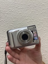 Fujifilm FinePix A600 Digital Camera - Silver 6.3mp - Takes AA -XD Card Included