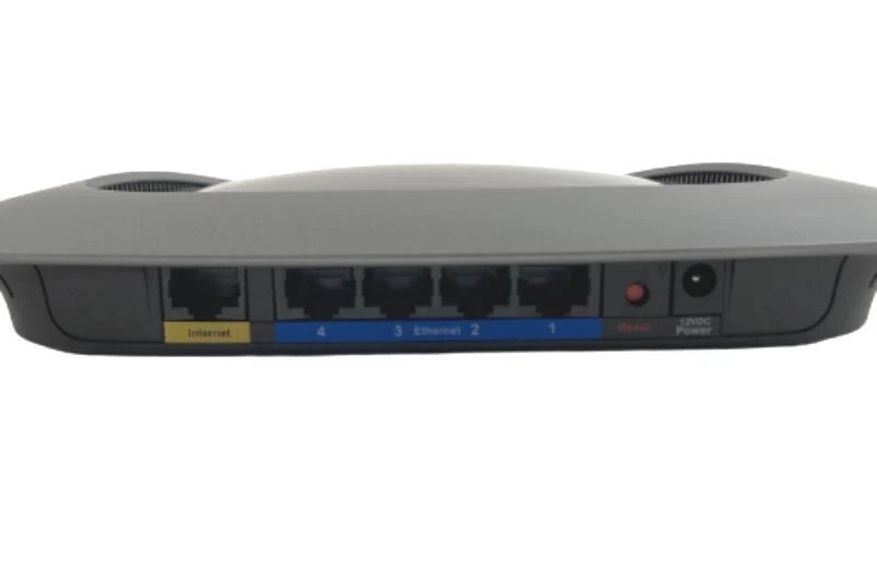 Linksys WRT31ON V2 Wireless-N Gigabit Router - Untested, No Cords, Pre-Owned - Image 4 of 4