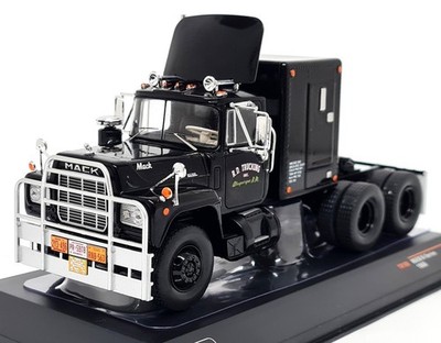 iXO 1/43 - Mack R-Series 1966 Black (Convoy) Diecast Scale Model