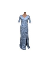 NWT Adrianna Papell Maxi Dress Size 6 Pastel Blue Floral Embroidery