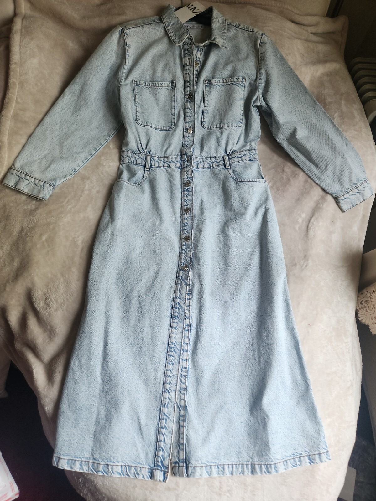 Picture 2 of 11