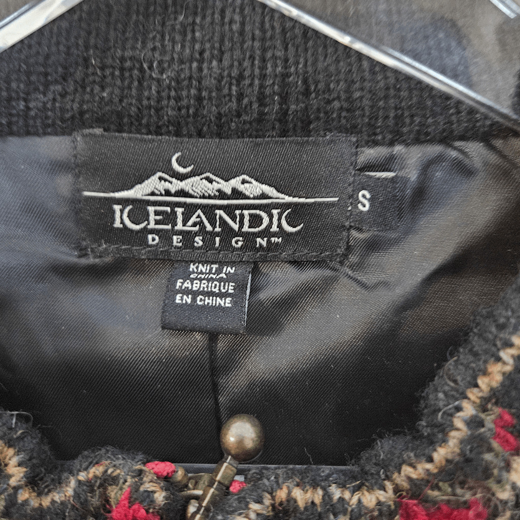 Icelandic Design Wool Floral Embroidered Full Zip… - image 2