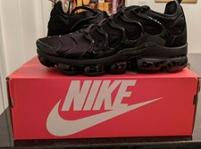 vapormax triple black plus
