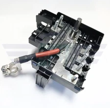 84354721 Battery Distribution Engine Compartment Fuse Block for 17-19 GMC Sierra