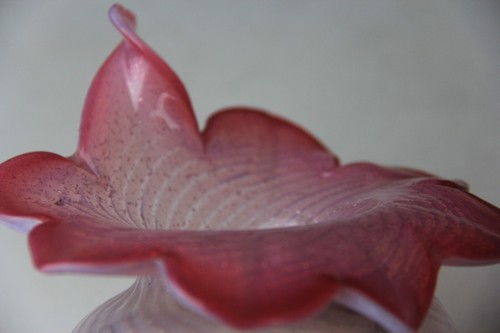 Vintage Cranberry & White Opalescent Swirl Jack in the Pulpit Glass Vase Fenton? - Picture 8 of 20