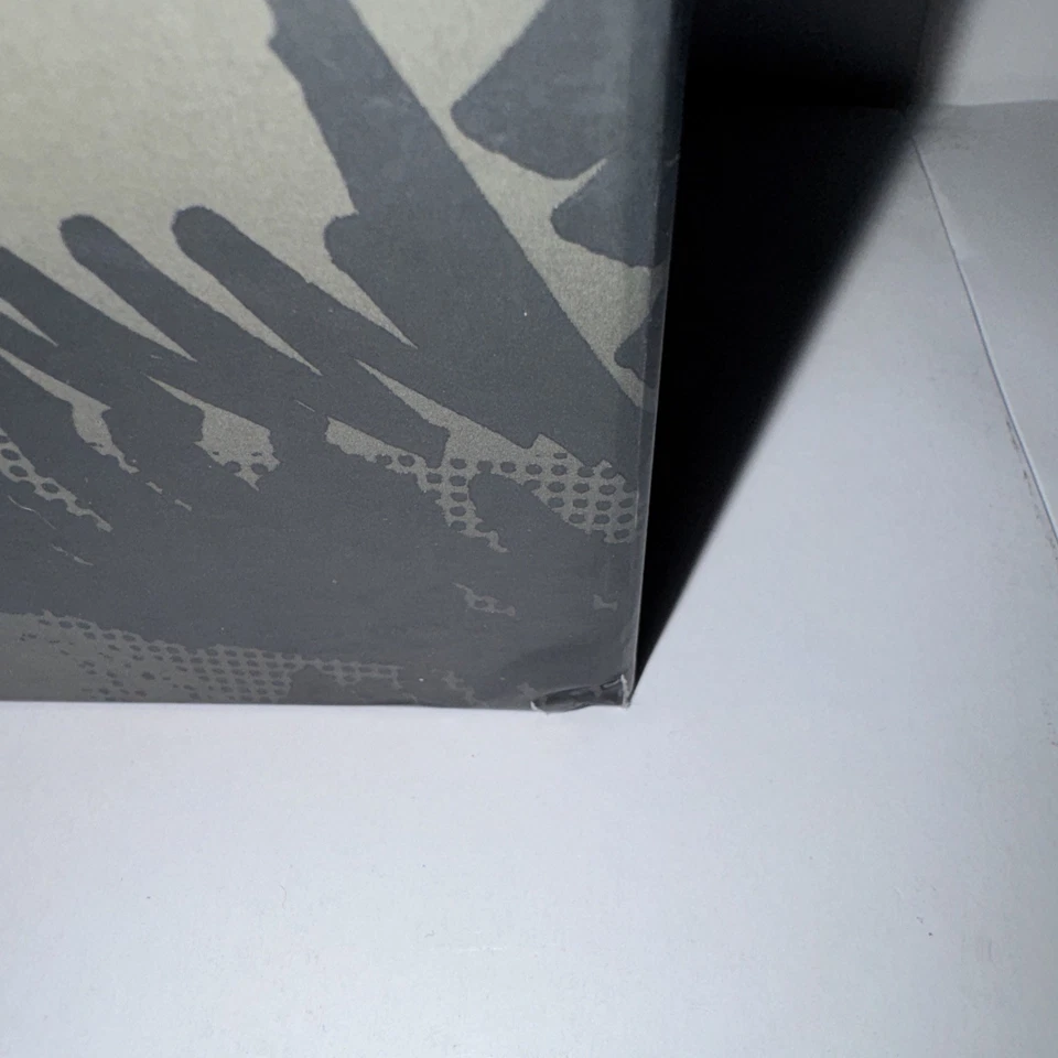 Figura de acción grande Doctor Doom Marvel - Stealth Edition 3A Foto 3 de 4