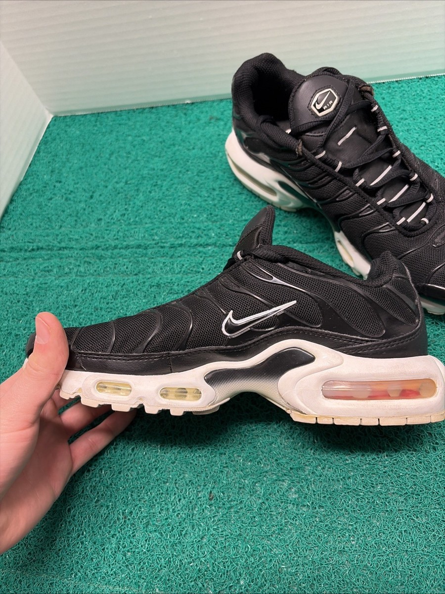 NIKE AIR MAX PLUS Black White DM2362 001 WOMENS 8.5 | eBay