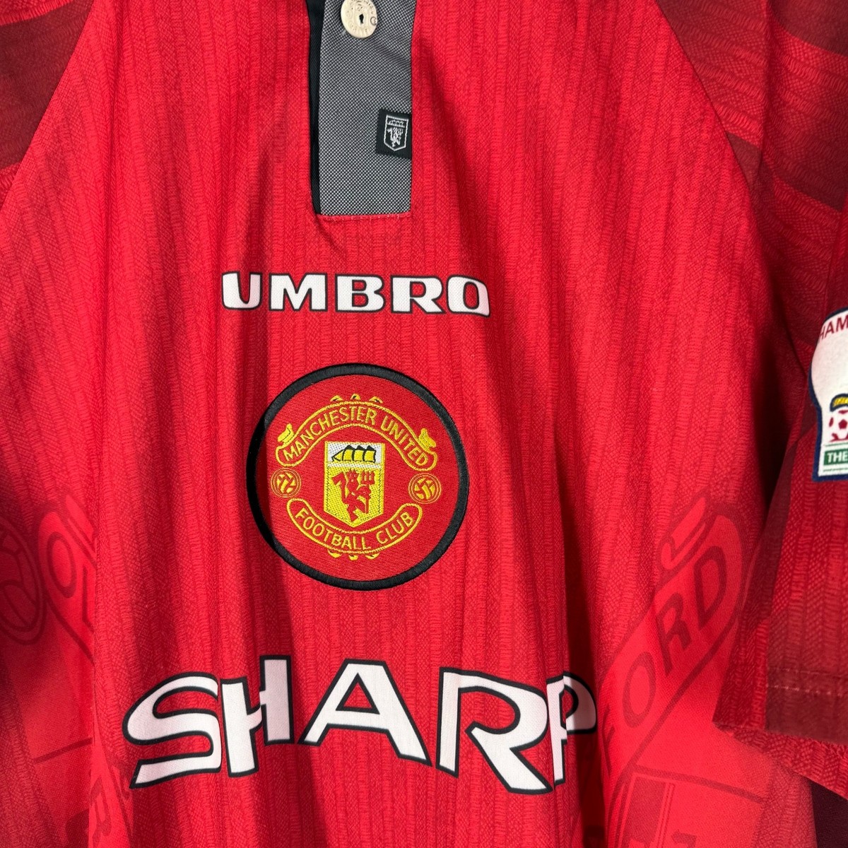 MANCHESTER UNITED 1996 1997 1998 HOME FOOTBALL SHIRT UMBRO JERSEY