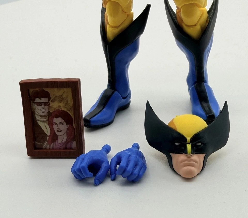 Hasbro Marvel Legends X-Men VHS CEL Sombreado Wolverine Suelto/Completo ¡IMPRESCINDIBLE! Foto 3 de 4