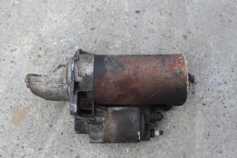Land Rover Discovery 2000 motor de arranque (óxido de superficie) Foto 2 de 4
