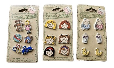 Trena's Trinkets 18 Piece Set Wooden Buttons Baby Children School Girls Teacher