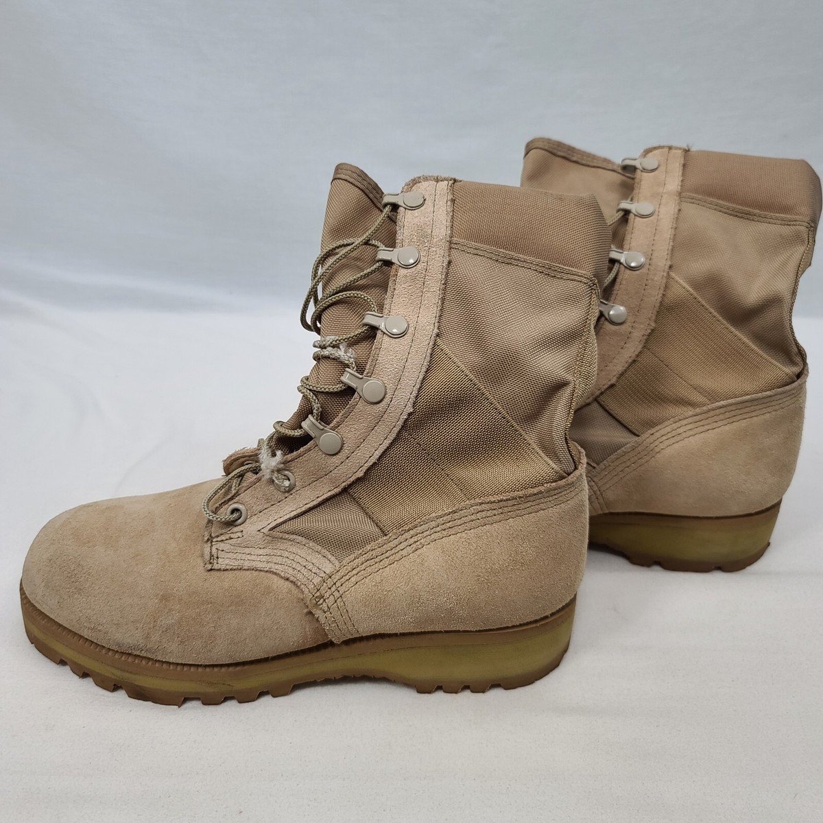 Wellco Military Combat Boots Hot Weather Desert Tan VIBRAM Soles