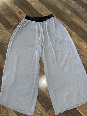 Zara Basic Collection Light Blue Flowy Pleated Wide Leg Crop Pants Size Small