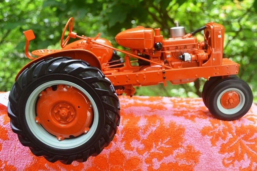 NEW FRANKLIN MINT ALLIS CHALMERS 1:12 SCALE WC TRACTOR METAL DIECAST - Image 3 of 4