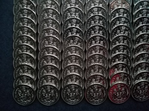 Huge Lot of 160 Canadian Nickel Half Dollar (50c) Coins From 1978 - Picture 2 of 5