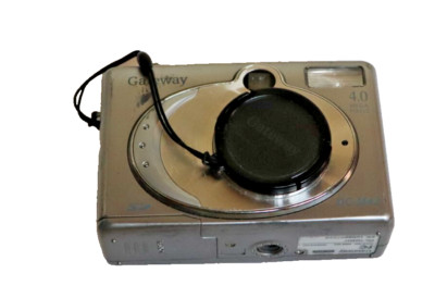 GATEWAY-DC-M42-4.0 MEGA PIXEL DIGITAL CAMERA-SILVER