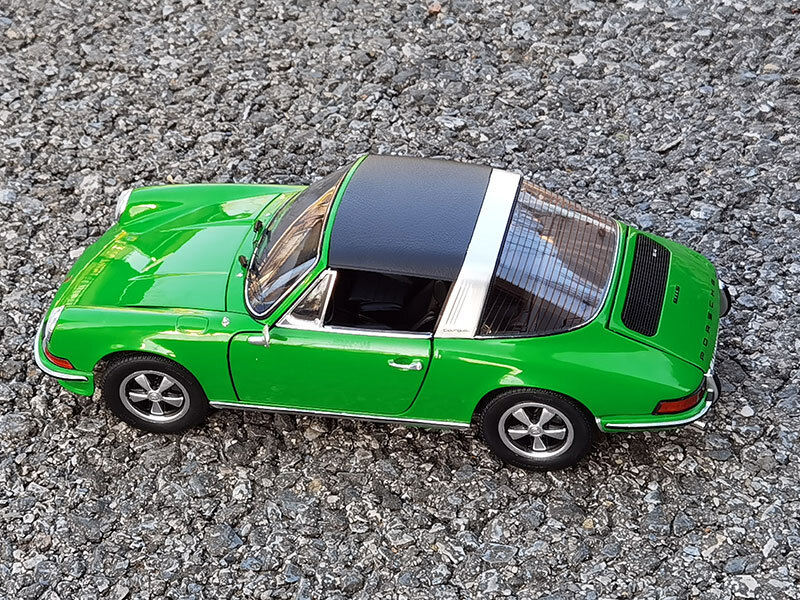 Schuco 1/18 Porsche 911 S COUPE Metal Diecast Car Model