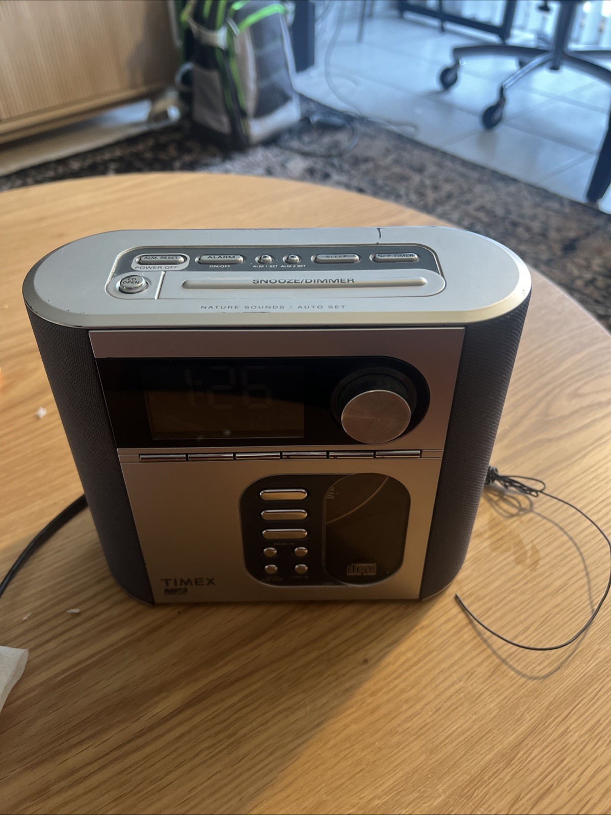 Timex T617S Digital PreSet Stereo CD Alarm Clock Radio Nature Sounds MP3 Line In