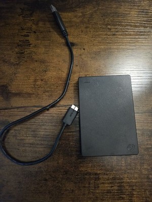 Seagate SRD00F1 Backup Plus Portable 2 TB Hard Drive w/ USB Cable