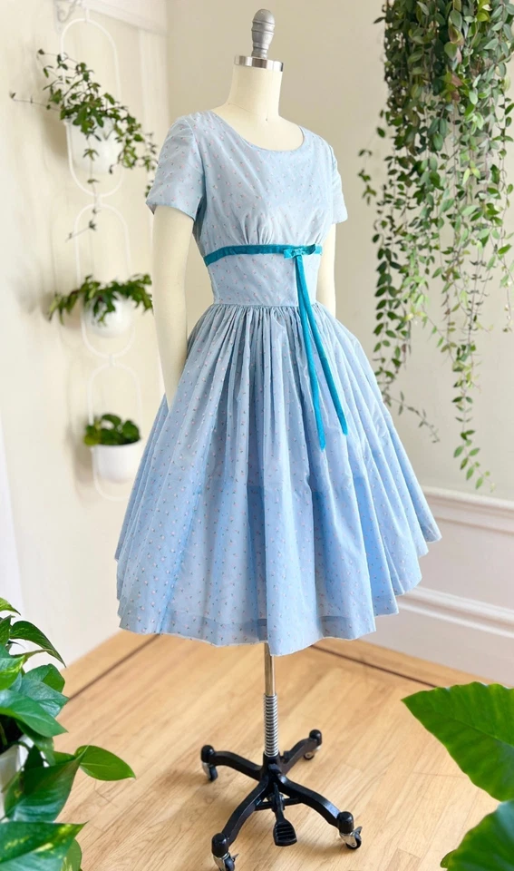 Vintage 1950s Dress | 50s Floral Flocked Chiffon Blue Fit and Flare Tea Party Dr - Image 3 of 4