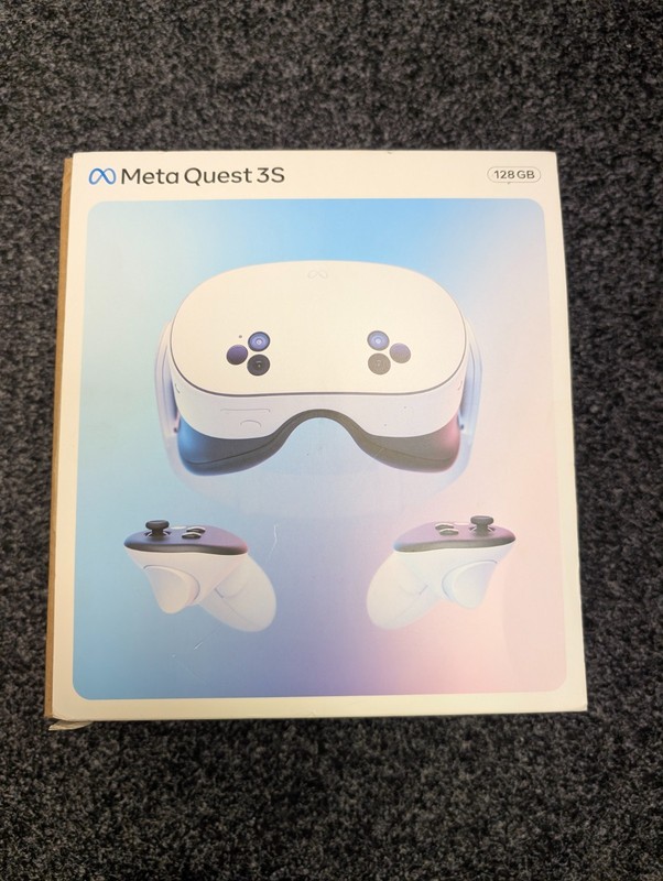 Meta Quest 3S 128GB Boxed with controllers
