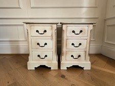 An Antique Style Pine Pair of Bedside Tables – Painted Cream / Distressed Rustic