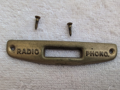 ZENITH 10-S-660  RADIO / PHONO SWITCH FACEPLATE w/ SCREWS.
