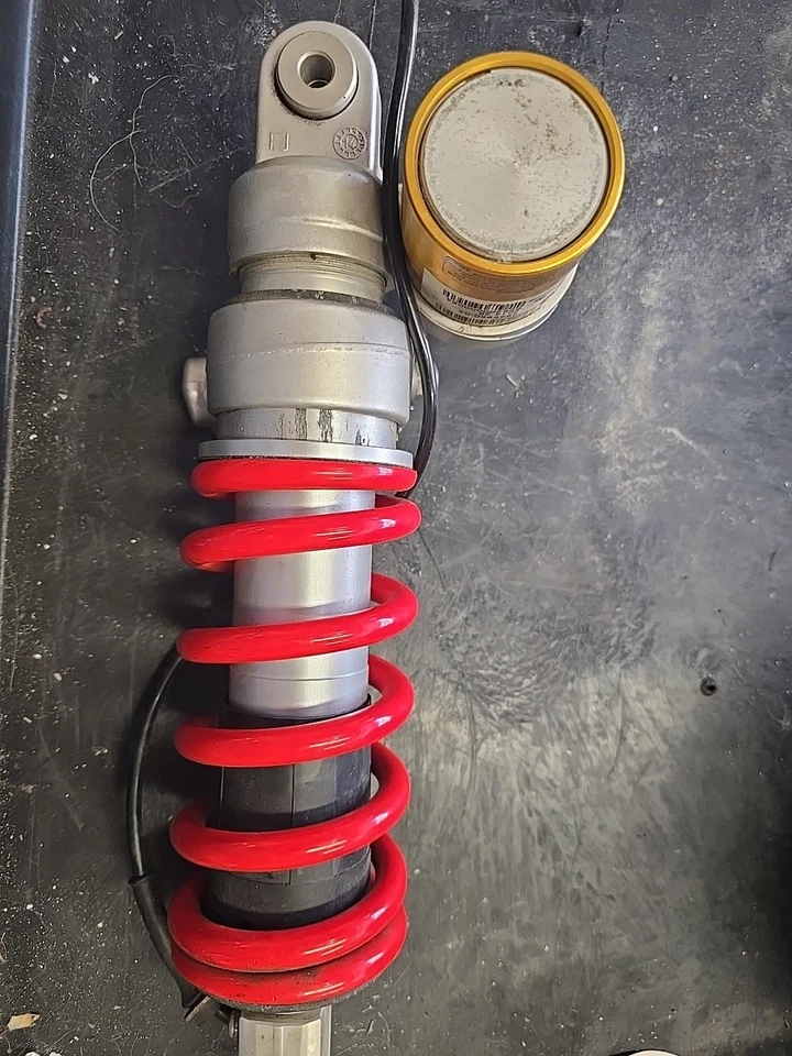 Amortecedor traseiro BMW S1000R 2015 15.013 milhas 8545860 BMW S1000R - Imagem 4 de 4