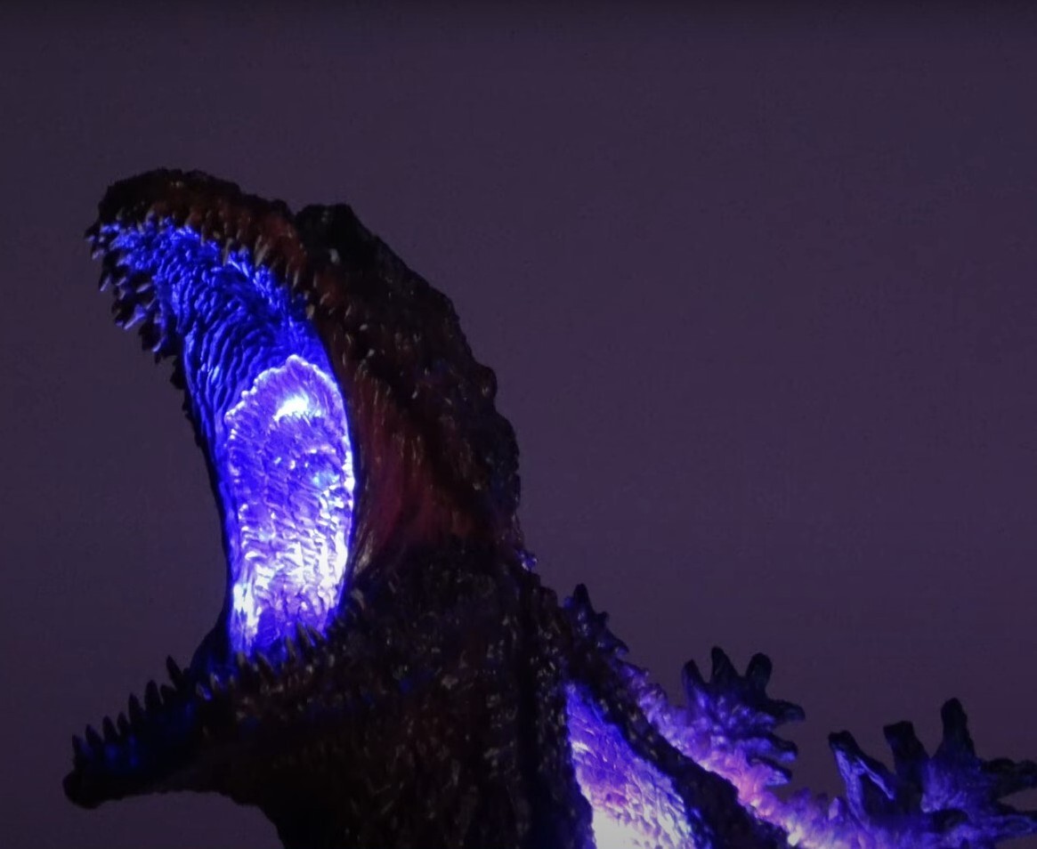 X-PLUS Shin Godzilla 4th Form Awakening Light-up Gimmick Ric ver