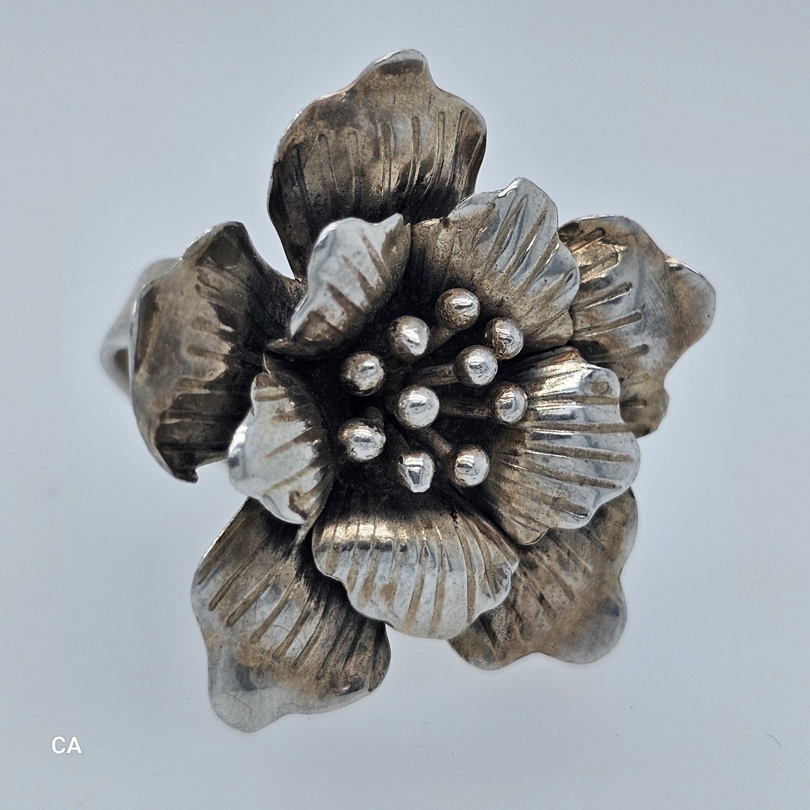 Photo 2 of Sterling Silver Hand Crafted Flower Ring Size M