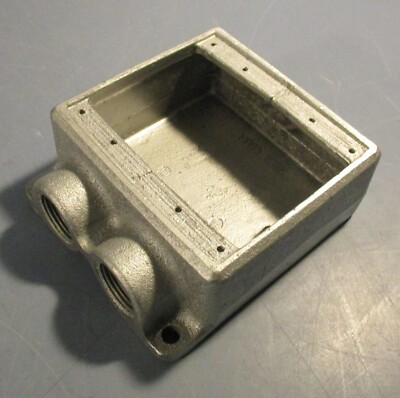 Crouse Hinds FSS222 3/4'' Aluminum  Condulet Gang Cast Device Box
