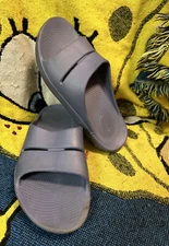 Oofos Ooahh Grayish Blue Slide Recovery Sandals M11-W13