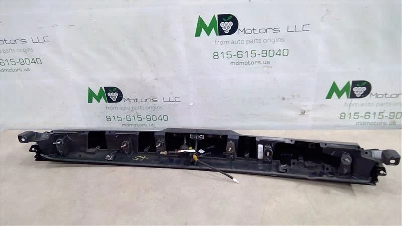 2015-2018 NISSAN MURANO REAR SPOILER 96030-9UA0B - Image 2 of 3