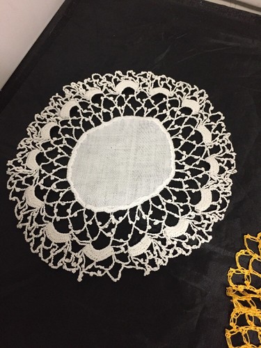 Exquisite Vintage Hand Crocheted Doilies - Picture 3 of 4