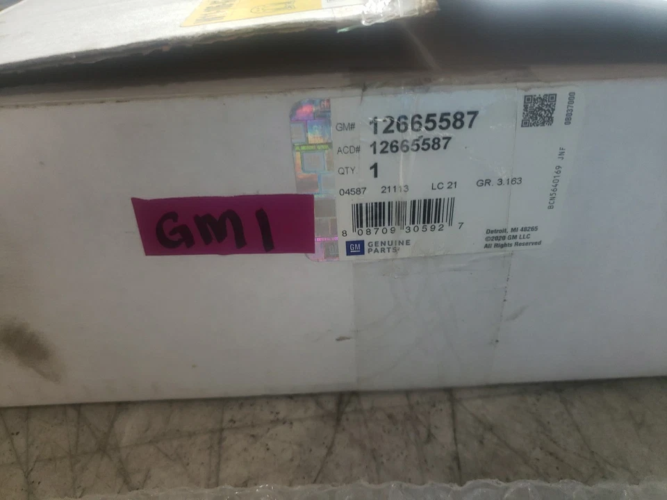 GM OEM 12665587 2009-17 Buick Enclave 6 cilindros 3,6 L línea de alimentación de combustible de baja presión nuevo Foto 2 de 4