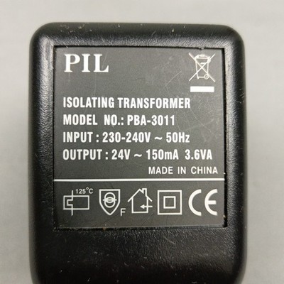 PIL PBA-3011 2-PIN 24V Netzteil Trenntransformator Weihnachtsbeleuchtung