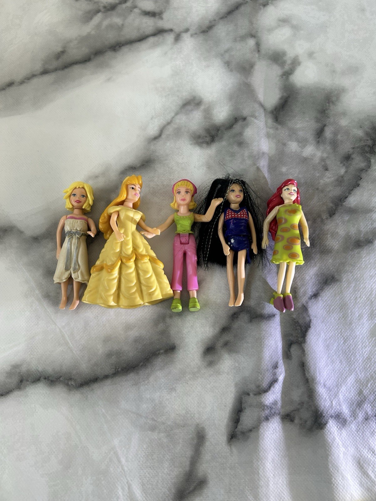  Girls Figurines/Dolls