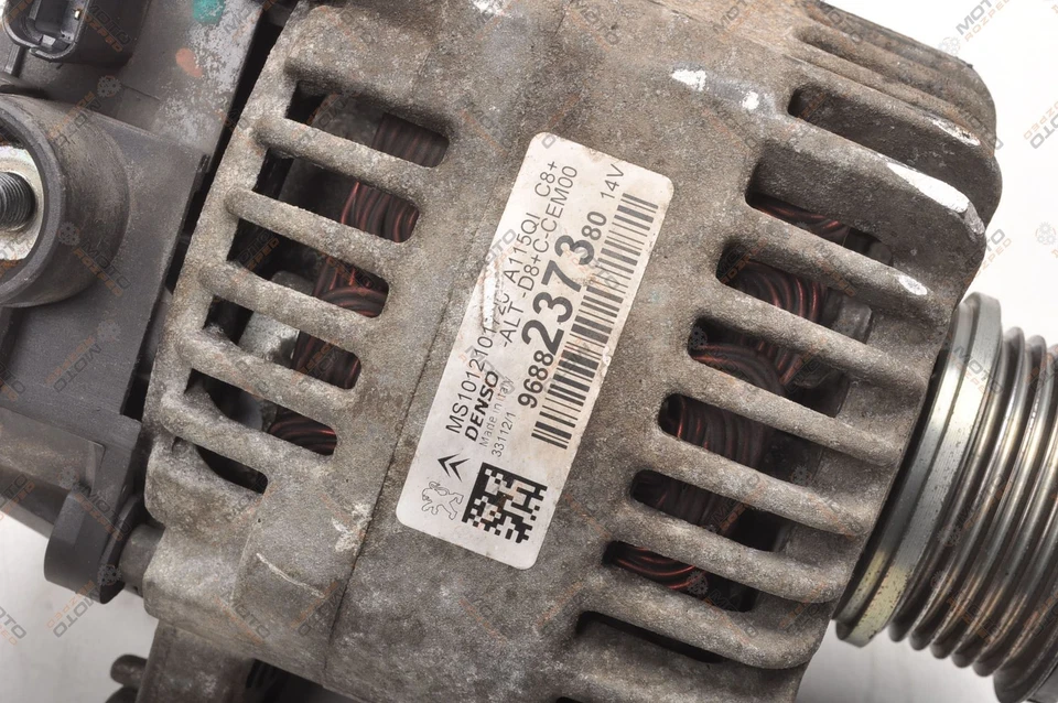 PEUGEOT 208 I 1.2 VTi 82CV Alternateur 14V 9688237380 - Photo 3/4