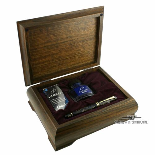 Pluma estilográfica Parker Duofold Maki-e edición limitada Kumo (araña) #04/60 - Imagen 2 de 8