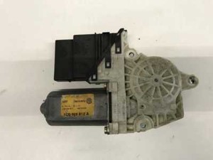 (3) Volkswagen Golf 4 5-Türer Fensterhebermotor  -HR- 1C0959812A