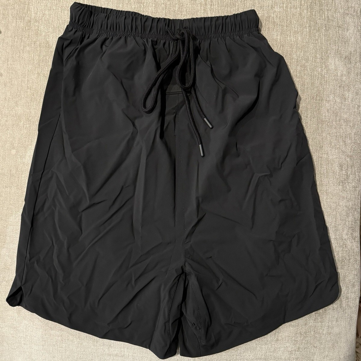【希少/送料・関税込み】FEAR OF GOD ESSENTIALS Nylon Active NWT Fear Of God Essentials Relaxed Nylon Shorts Men's XS