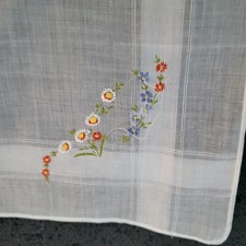 READ Vintage Delicate Flower Hankie Ladies Embroidered, Wedding Day Bride 12"
