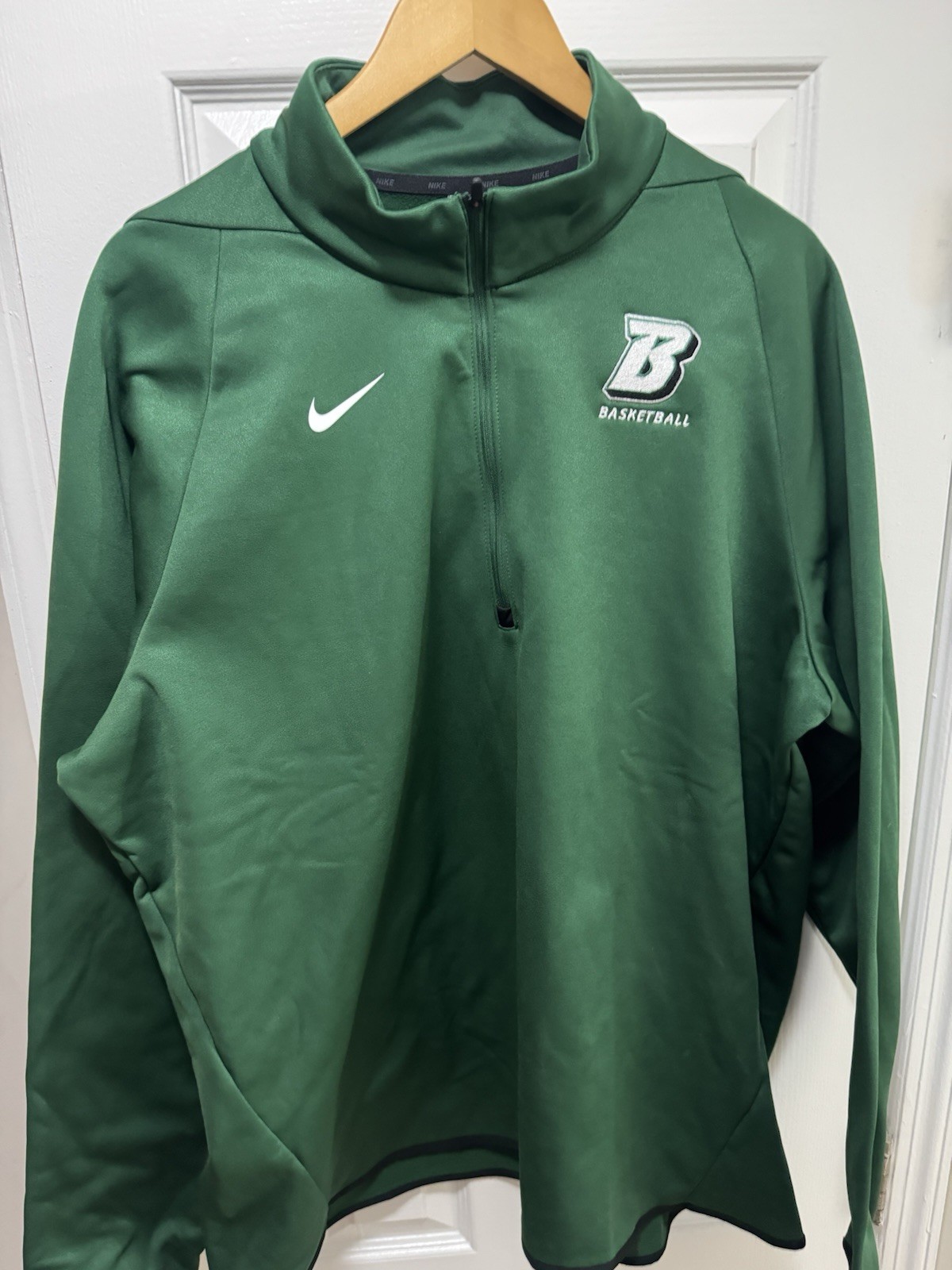 Nike Binghamton Bearcats Basketball Men’s XL Quarter Zip Pullover Green NWT
